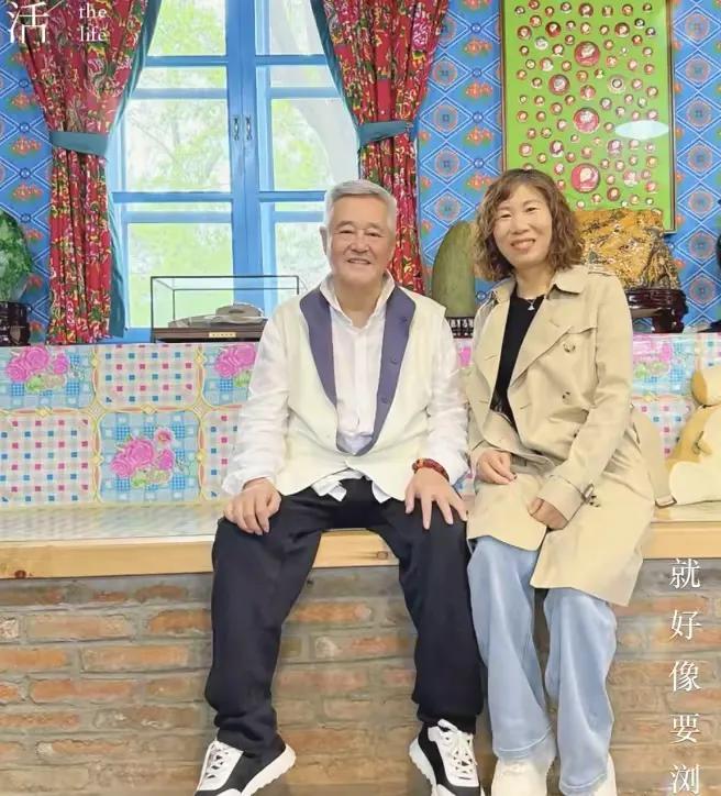 ！装修喜庆有不少珍藏品自己种菜做饭人生就是搏67岁赵本山辽宁老家曝光(图3)